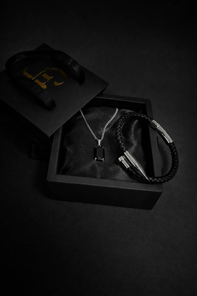 <p>Wear Your <em>Legacy</em></p>